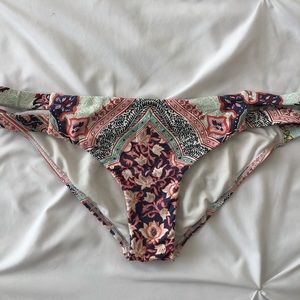 Billabong bikini bottoms